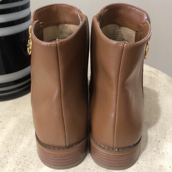 NEW Michael by Michael Kors Camel Gretchen Bootie Boots - Picture 4 of 8